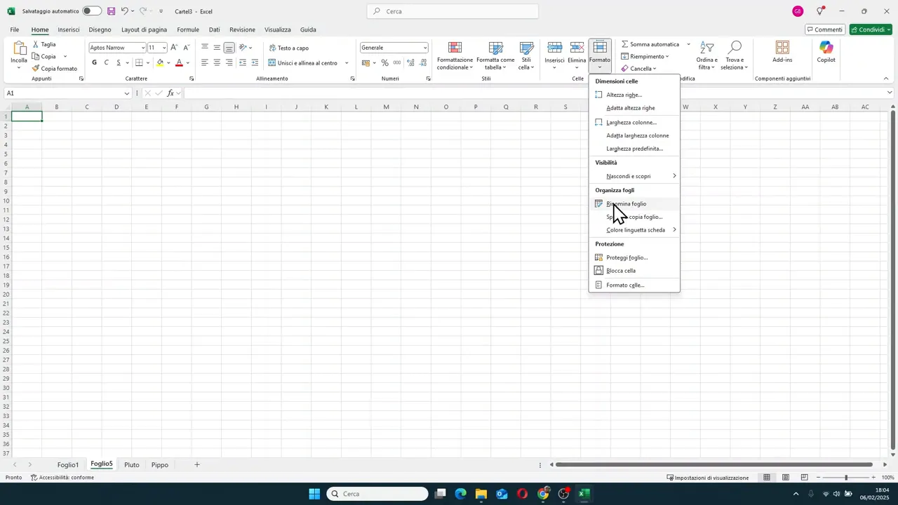 Menu Formato di Excel aperto con l'opzione Rinomina foglio